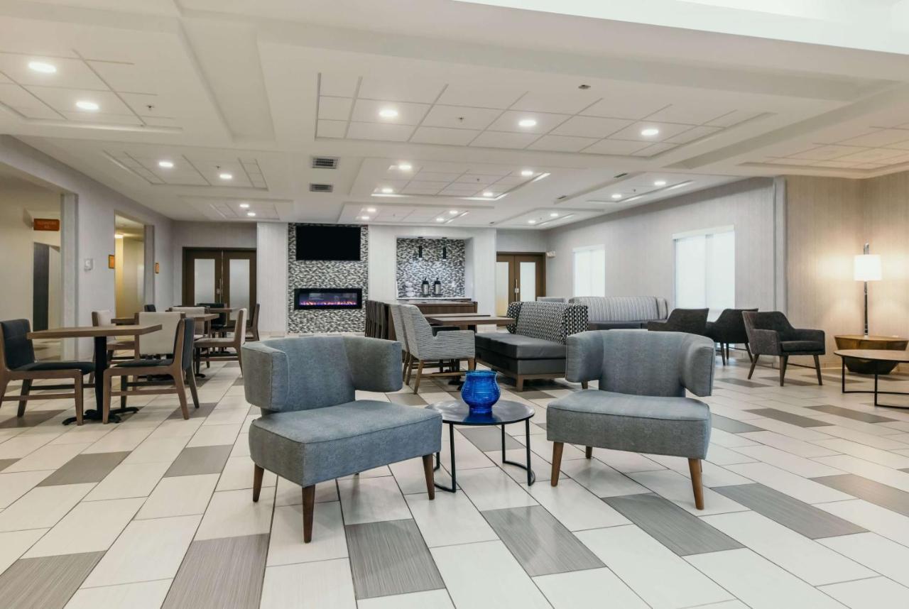 La Quinta Inn & Suites By Wyndham Ankeny Ia - Des Moines Ia Bagian luar foto
